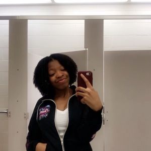 Meet your Posher, Zariya